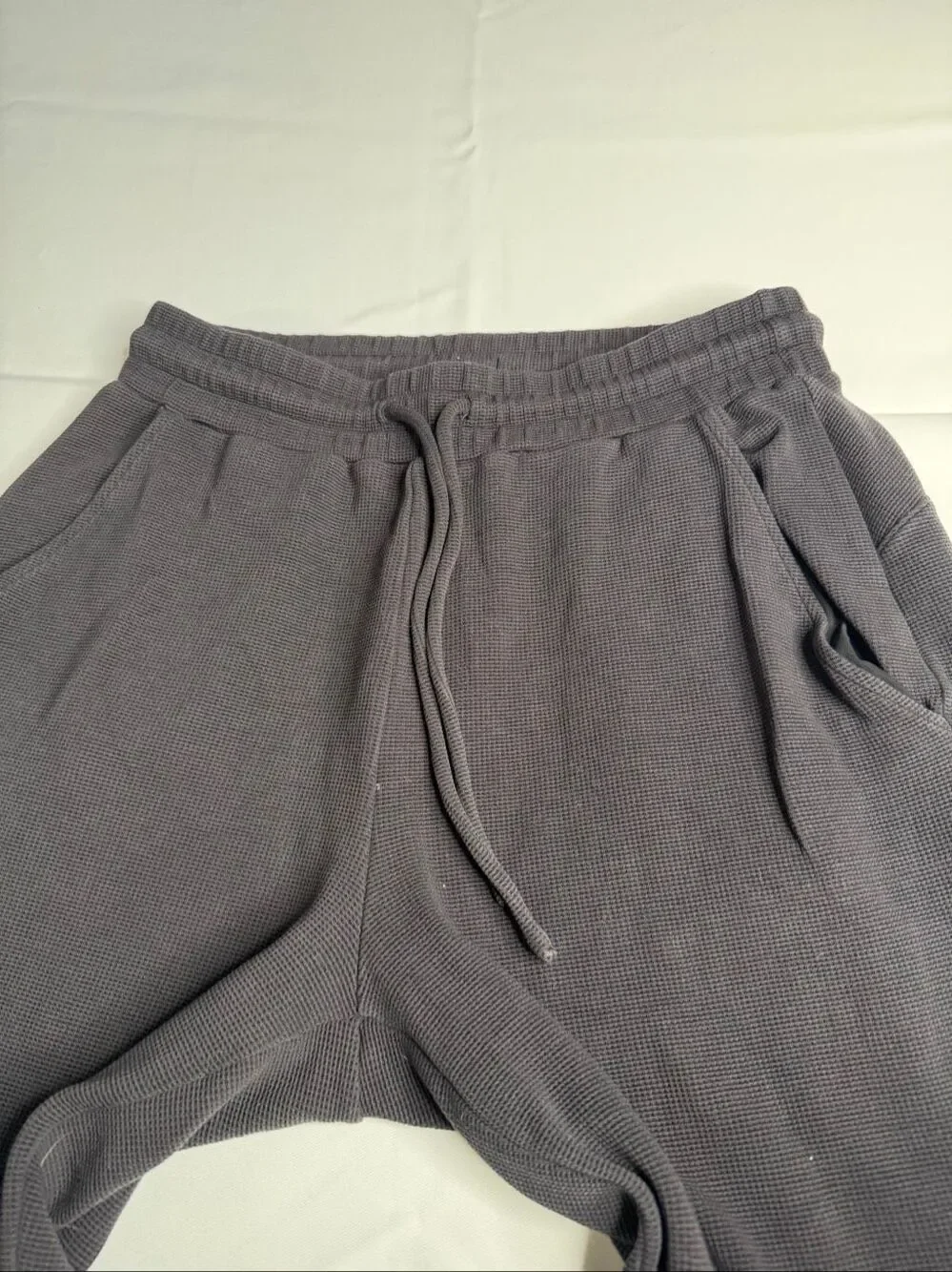 Alo Yoga Waffle Knit Thermal Jogger Sweatpants Charcoal Gray Unisex Size Small